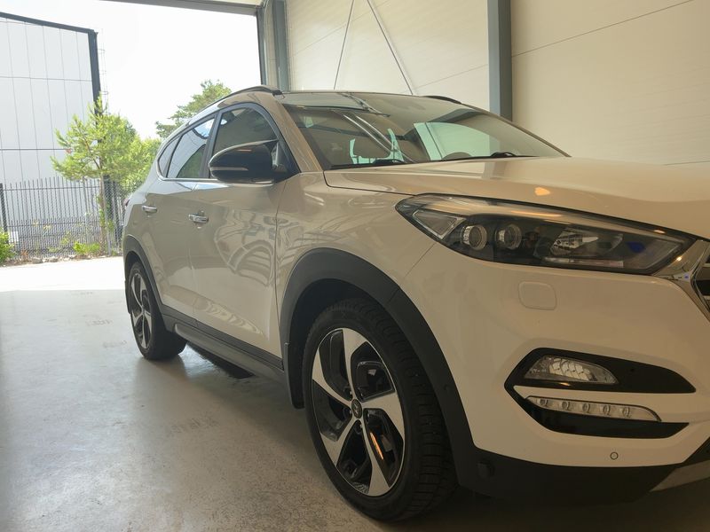 Hyundai Tucson 1.6 TGDI Platin 4WD 2017 – снимка 12