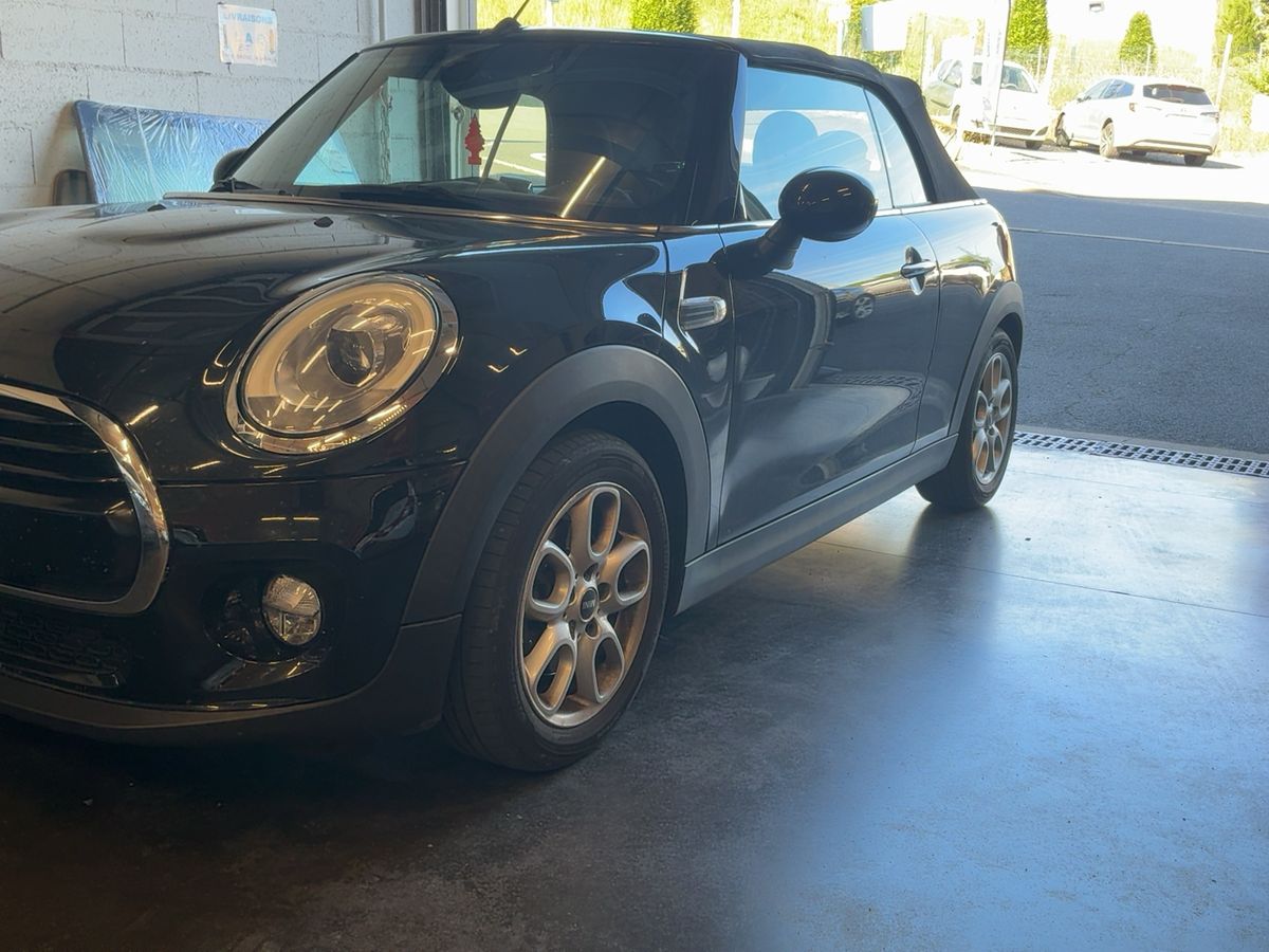 MINI Cabrio Cooper D