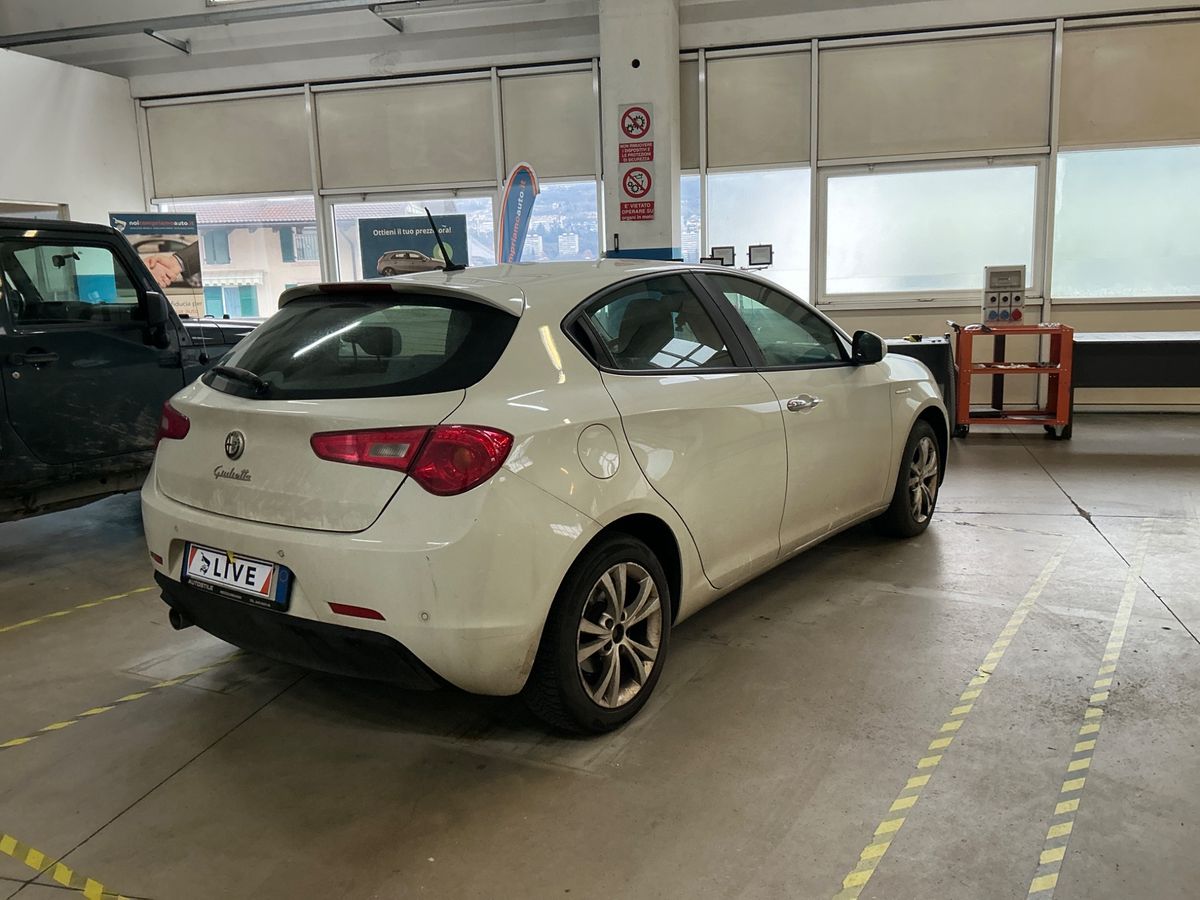 Alfa Romeo Giulietta 1.6 JTDM Distinctive