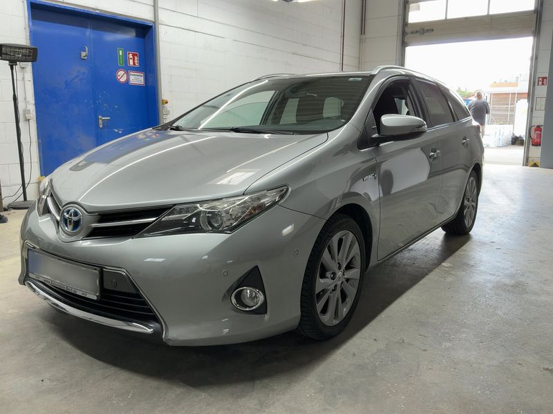 Toyota Auris Touring Sports 1.8 Hybrid Edition