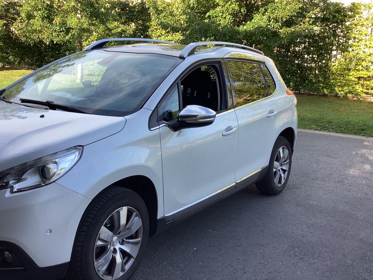Peugeot 2008 1.2 VTi Allure