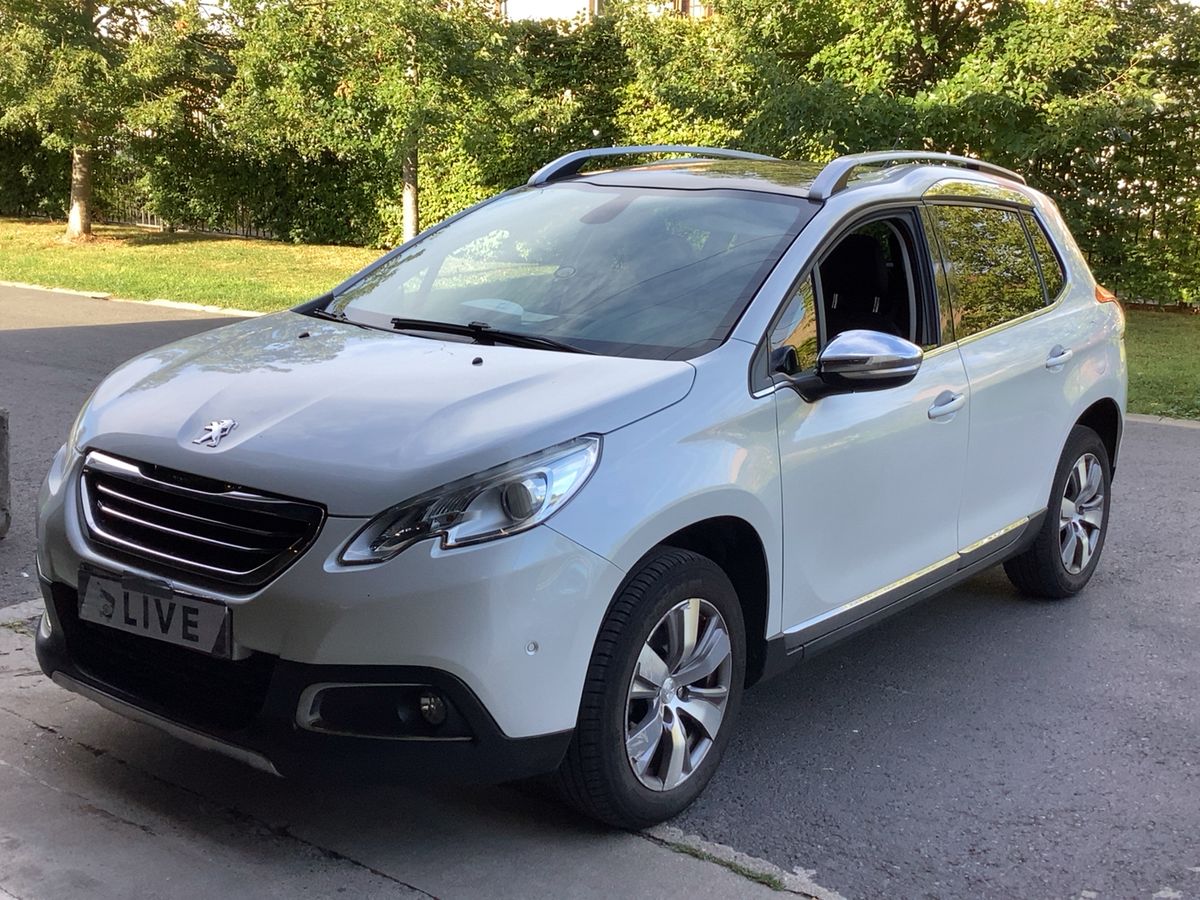 Peugeot 2008 1.2 VTi Allure