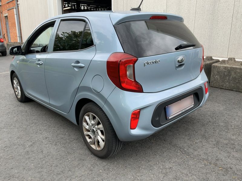 Kia Picanto 1.2 Dream Team — zdjęcie 3