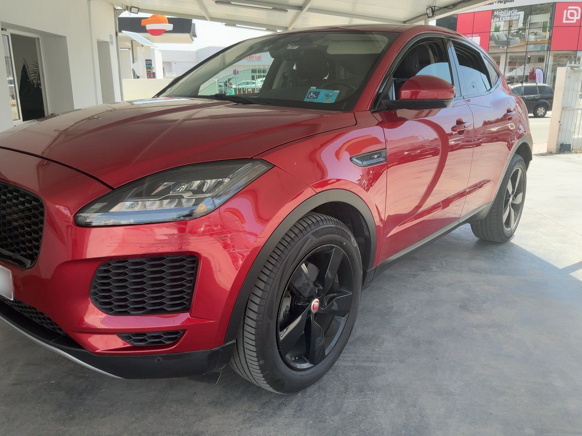 Jaguar E-Pace 2019 — photo 1