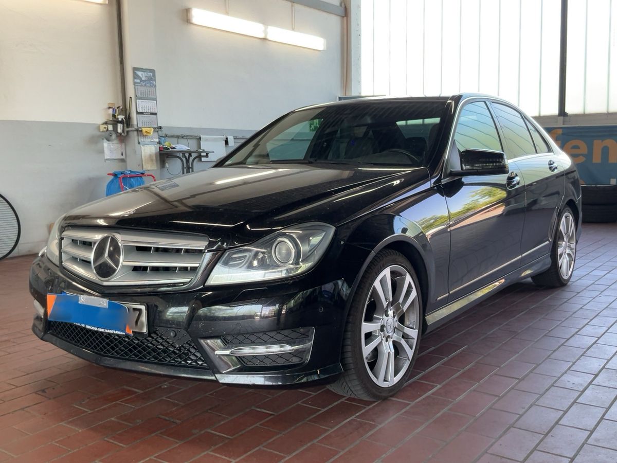 Mercedes-Benz C-Klasse 2012 — photo 1