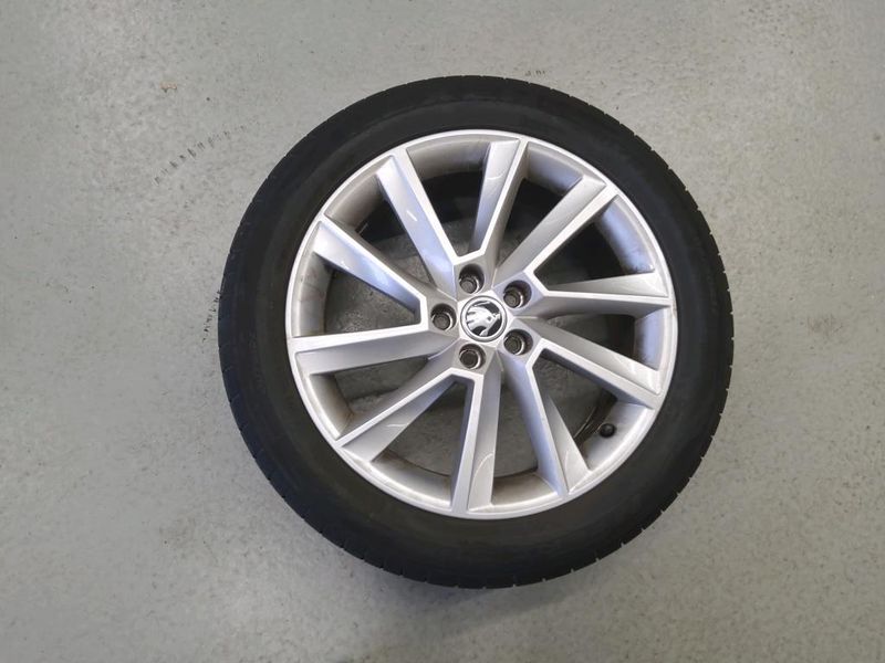 Skoda Scala 1.0 TSI Tour — zdjęcie 24