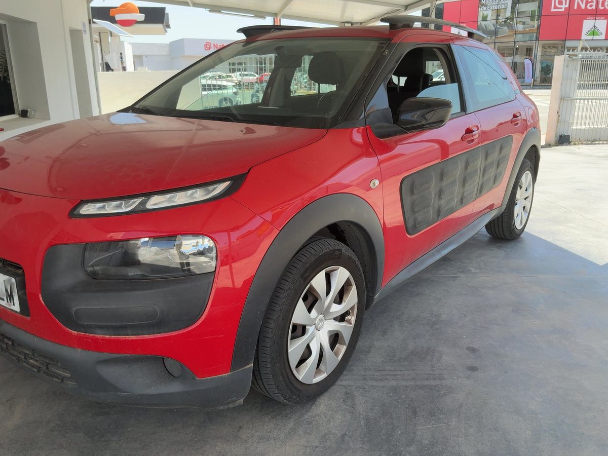 Citroen C4 2016 — photo 1