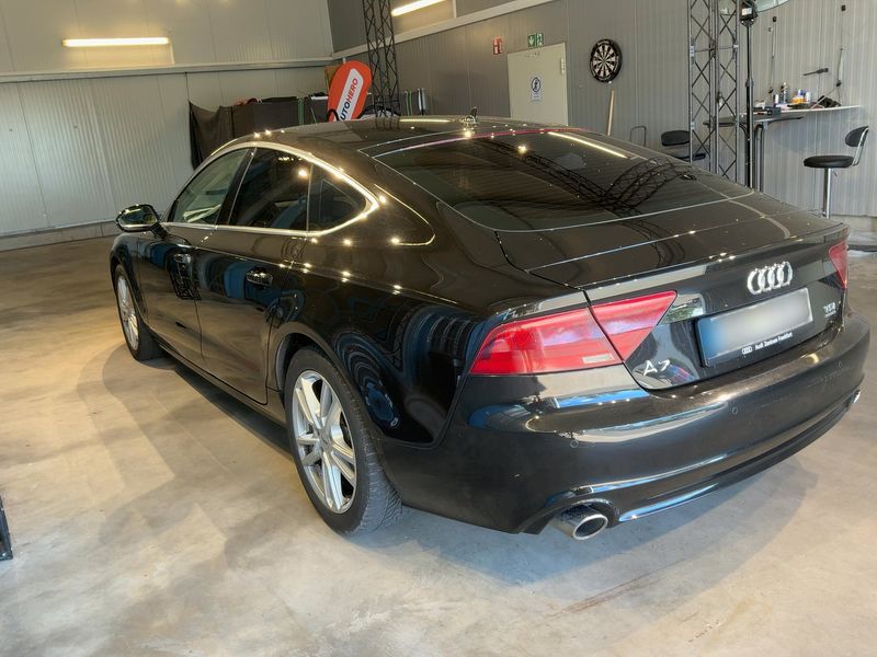 Audi A7 Sportback 3.0 V6 TDI quattro — zdjęcie 3