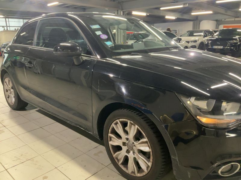 Audi A1 1.4 TFSI Ambition — zdjęcie 8