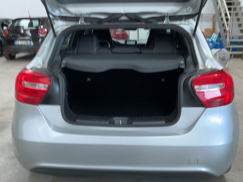 Mercedes-Benz A-Klasse A 180 CDI BlueEfficiency Executive — zdjęcie 10