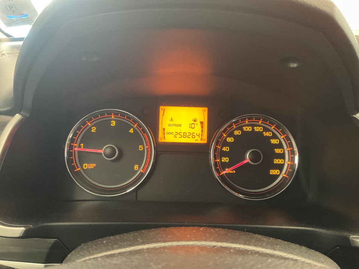 Ssangyong Korando 2015 — photo 19