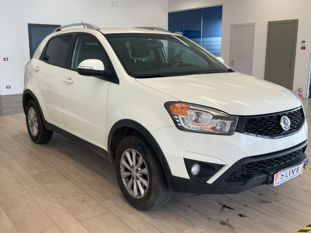 Ssangyong Korando 2015 — photo 13