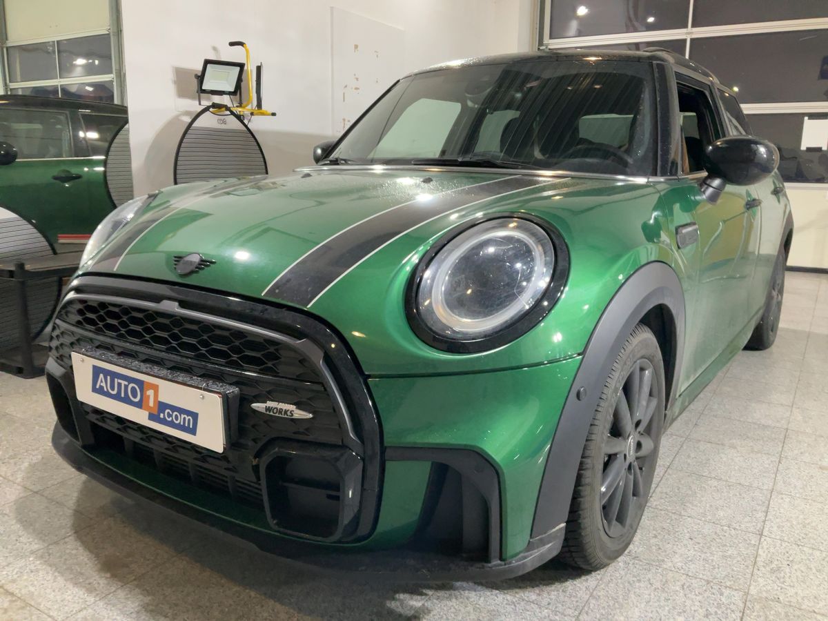 MINI Cooper John Cooper Works Trim