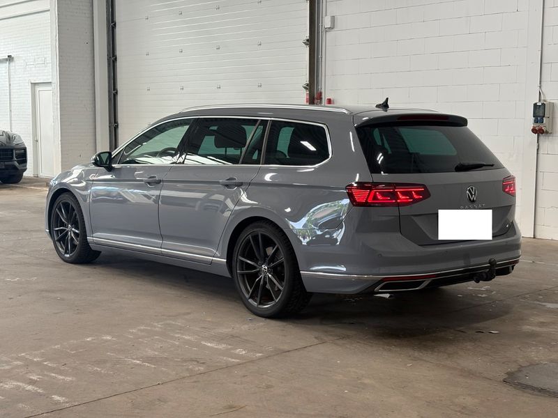 Volkswagen Passat 1.5 TSI ACT Elegance — zdjęcie 2