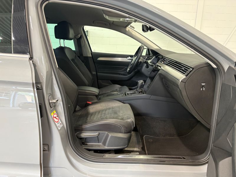 Volkswagen Passat 1.5 TSI ACT Elegance — zdjęcie 5
