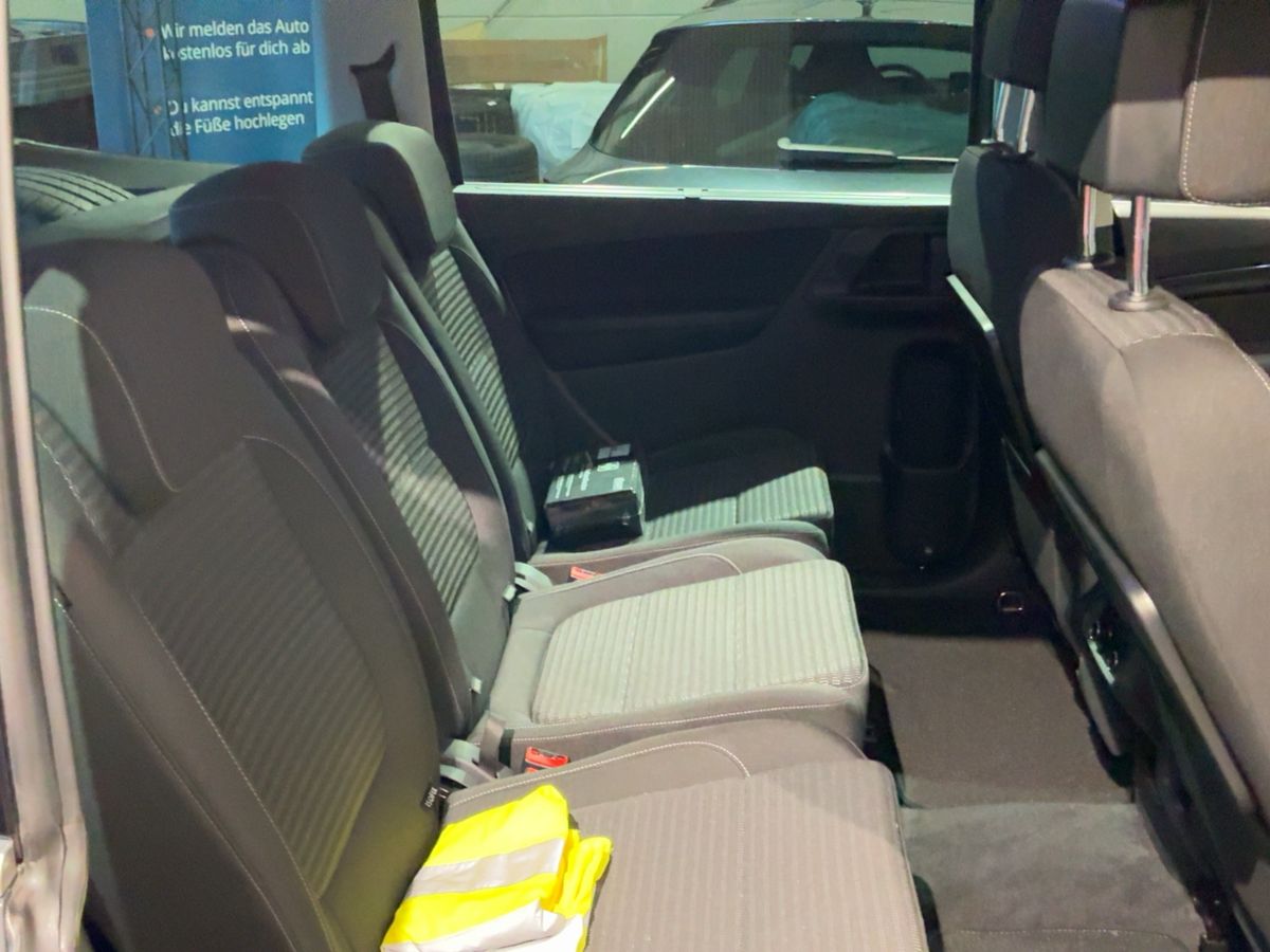 Seat Alhambra 2019 — photo 21