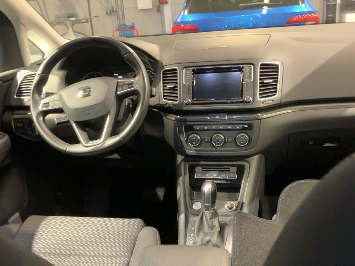 Seat Alhambra 2019 — photo 19