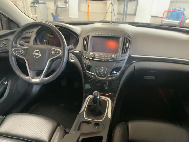 Opel Insignia Sports Tourer 2.0 SIDI Turbo Business Innovation — zdjęcie 12
