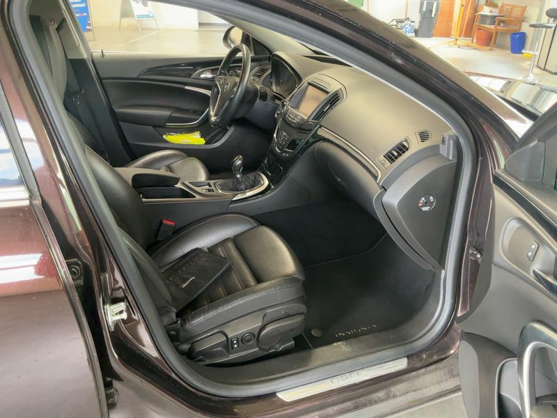 Opel Insignia Sports Tourer 2.0 SIDI Turbo Business Innovation — zdjęcie 11