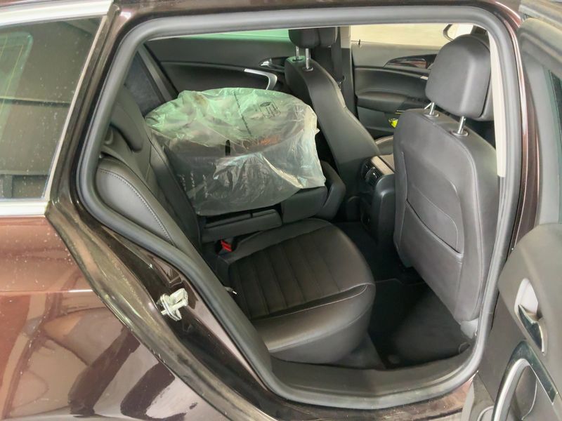 Opel Insignia Sports Tourer 2.0 SIDI Turbo Business Innovation — zdjęcie 14