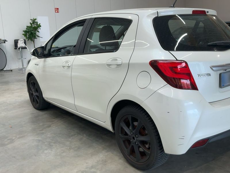 Toyota Yaris 1.5 Hybrid Club 2014 – снимка 6