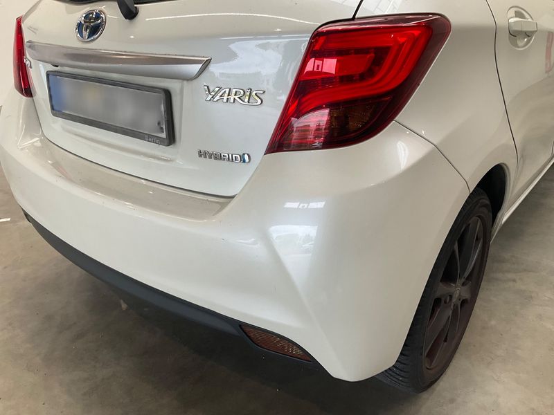 Toyota Yaris 1.5 Hybrid Club 2014 – снимка 33