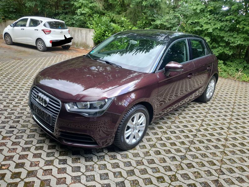 A1 Sportback 1.2 TFSI Attraction