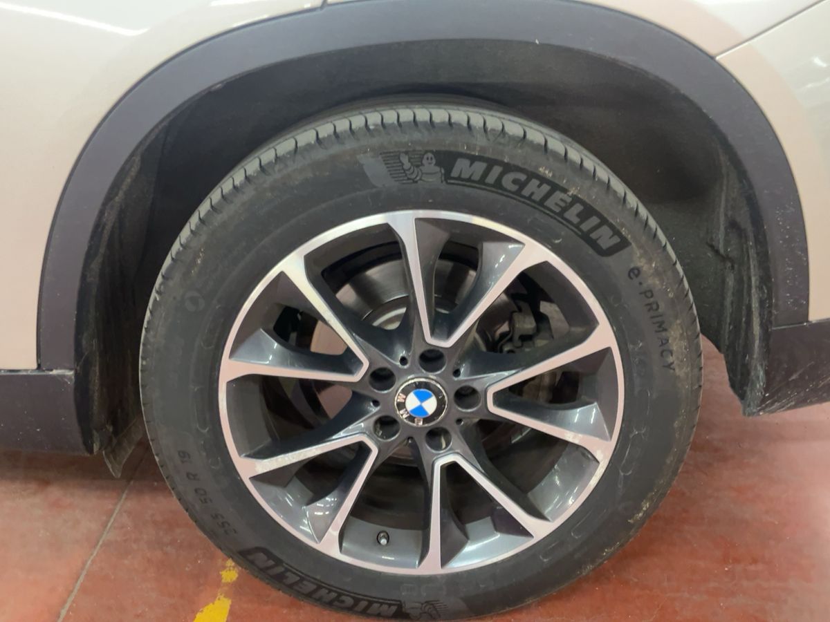 BMW X5 2016 — photo 6