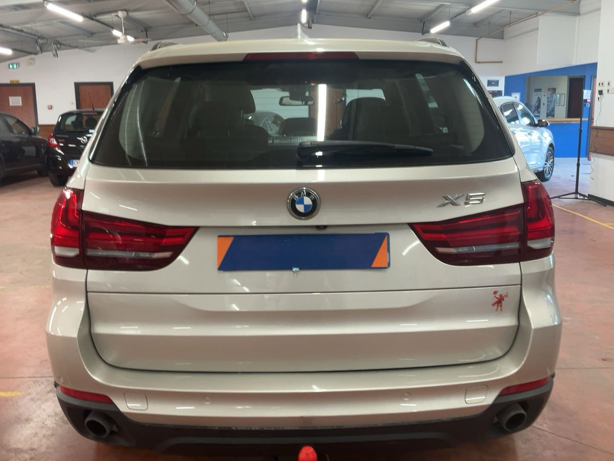BMW X5 2016 — photo 8