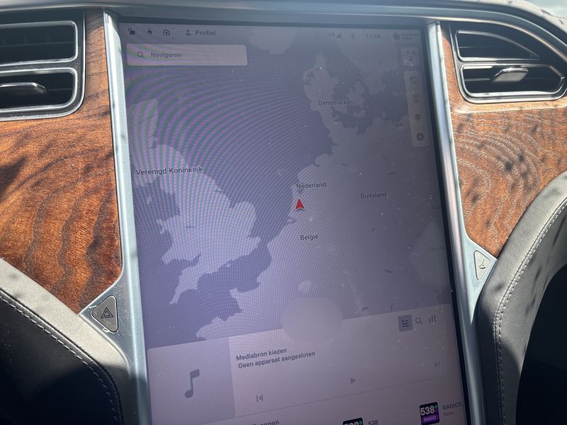 Tesla Model S 90D Dual — zdjęcie 13