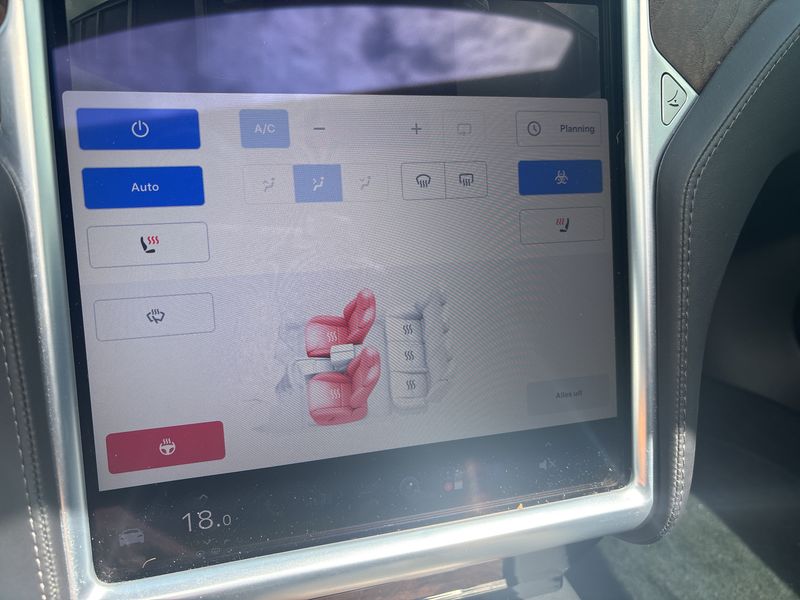 Tesla Model S 90D Dual — zdjęcie 17