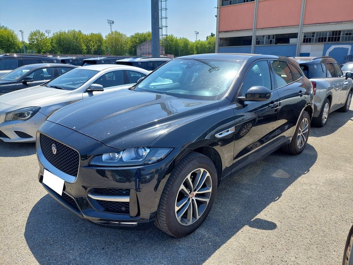 Jaguar F-Pace 2018