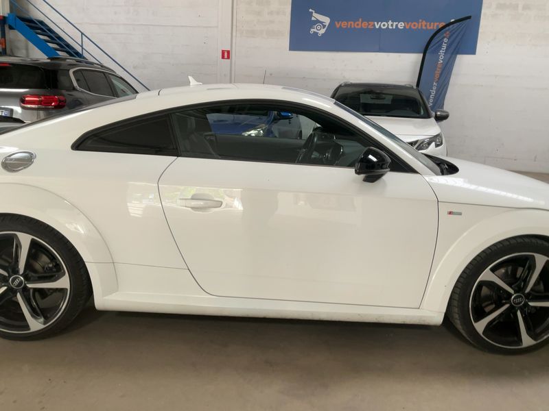 Audi TT 2.0 TFSI quattro S line — zdjęcie 7
