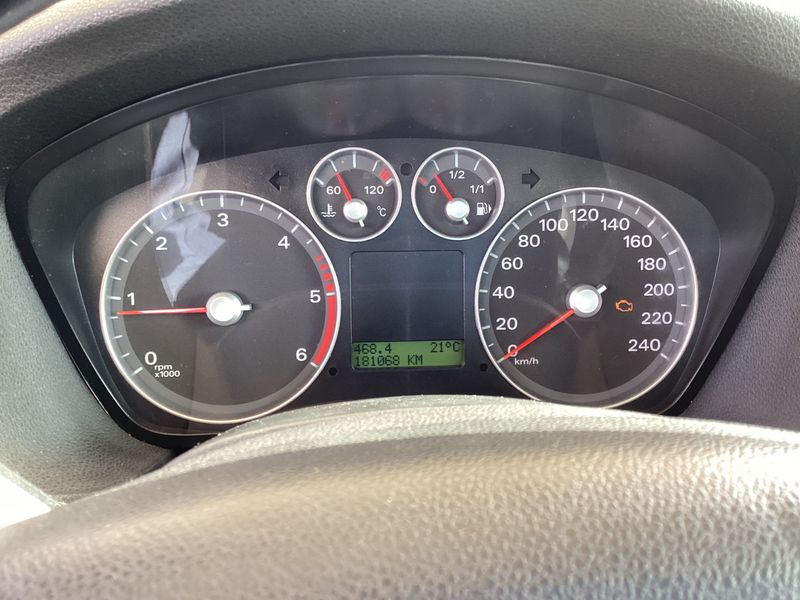 Ford Focus 1.6 TDCi Trend — zdjęcie 4