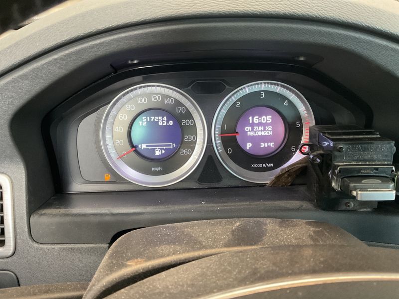 Volvo V70 2.4 D5 Summum — zdjęcie 4