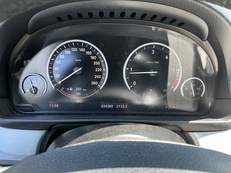 BMW 5er 525d xDrive 2013 – снимка 19