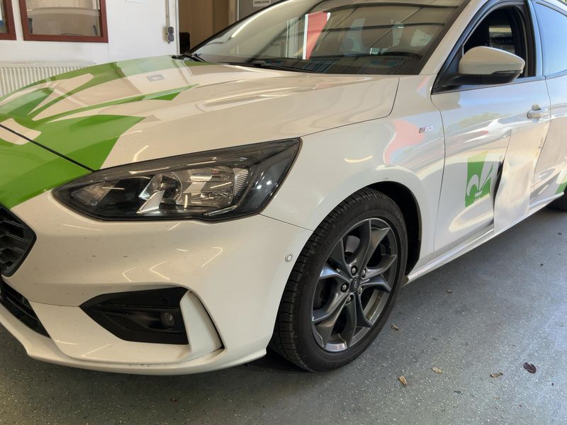 Ford Focus 1.5 EcoBoost ST-Line — zdjęcie 2