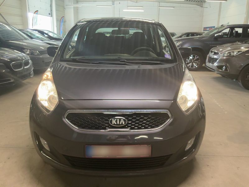 Kia Venga 1.4 Active — zdjęcie 9