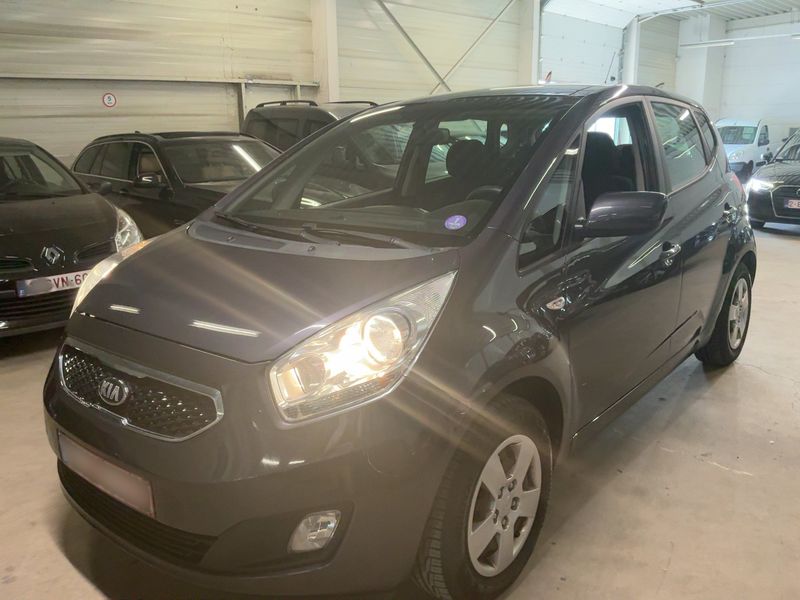 Kia Venga 1.4 Active — zdjęcie 2