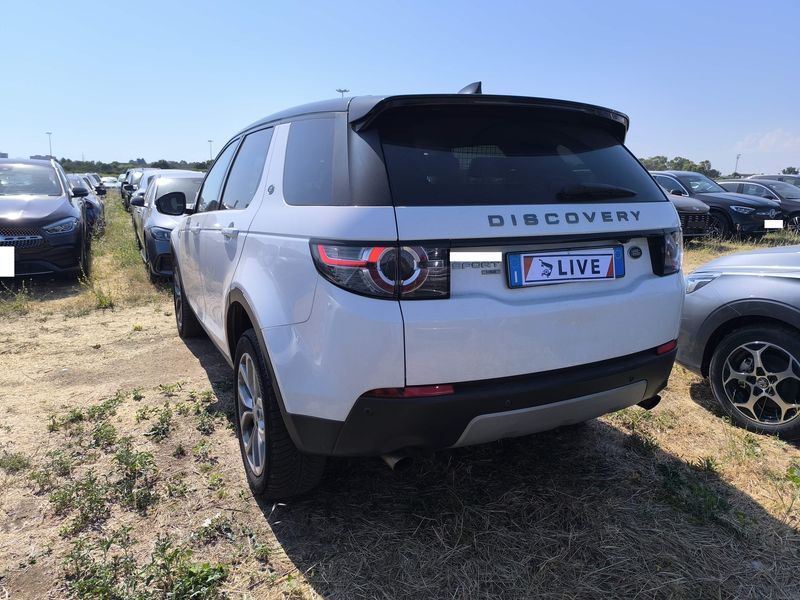Land Rover Discovery Sport 2.0 Td4 HSE — zdjęcie 3