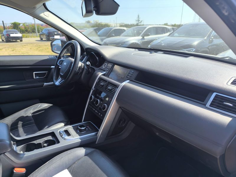 Land Rover Discovery Sport 2.0 Td4 HSE — zdjęcie 11