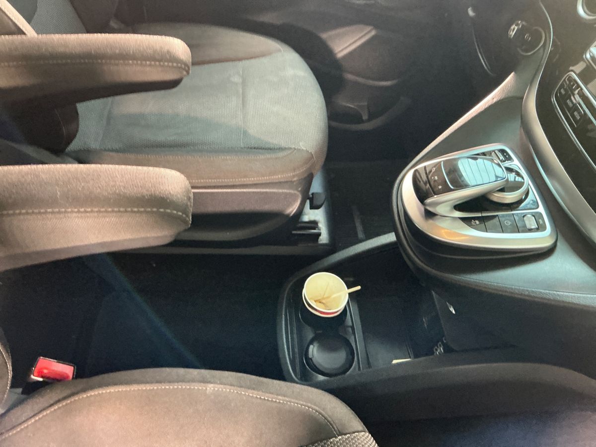 Mercedes-Benz V-Klasse 2018 — photo 41