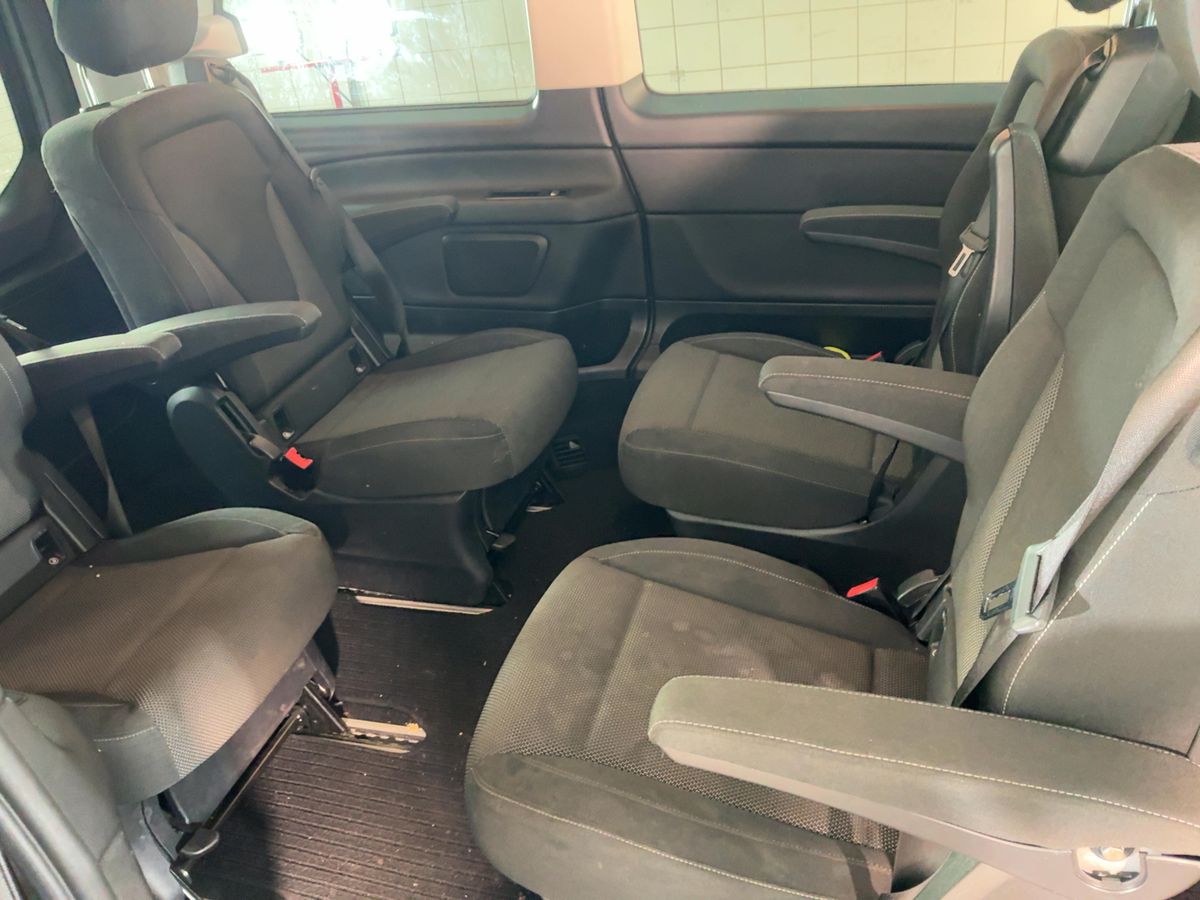 Mercedes-Benz V-Klasse 2018 — photo 20