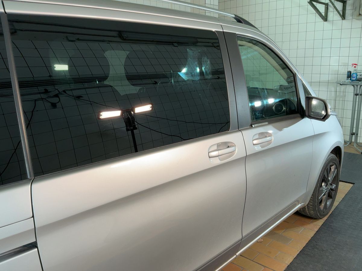 Mercedes-Benz V-Klasse 2018 — photo 11