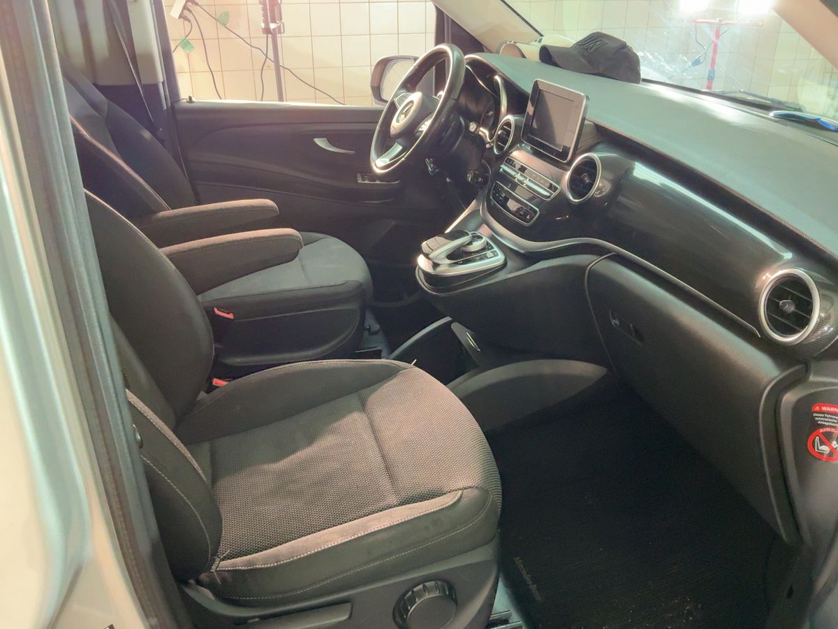 Mercedes-Benz V-Klasse 2018 — photo 17