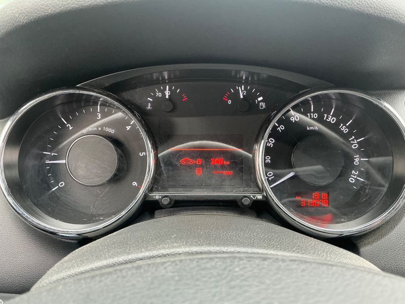 Peugeot 5008 2.0 HDi Premium Pack — zdjęcie 13