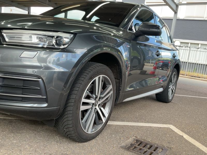 Audi Q5 2.0 TFSI quattro Sport — zdjęcie 2