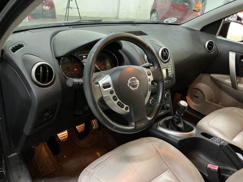 Nissan Qashqai 1.6 dCi Tekna Premium 2012 – снимка 28