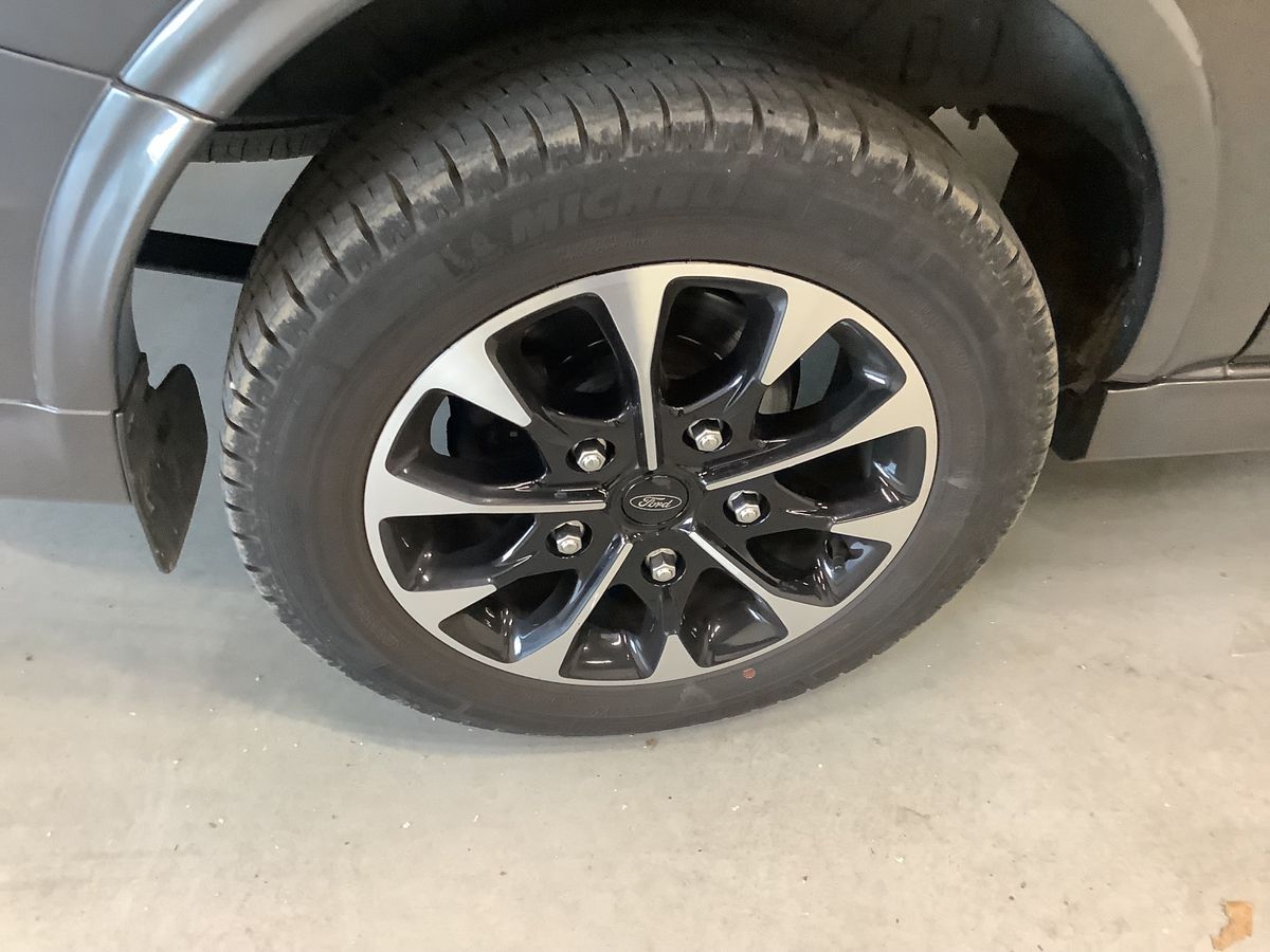 Ford Tourneo 2022 — photo 10