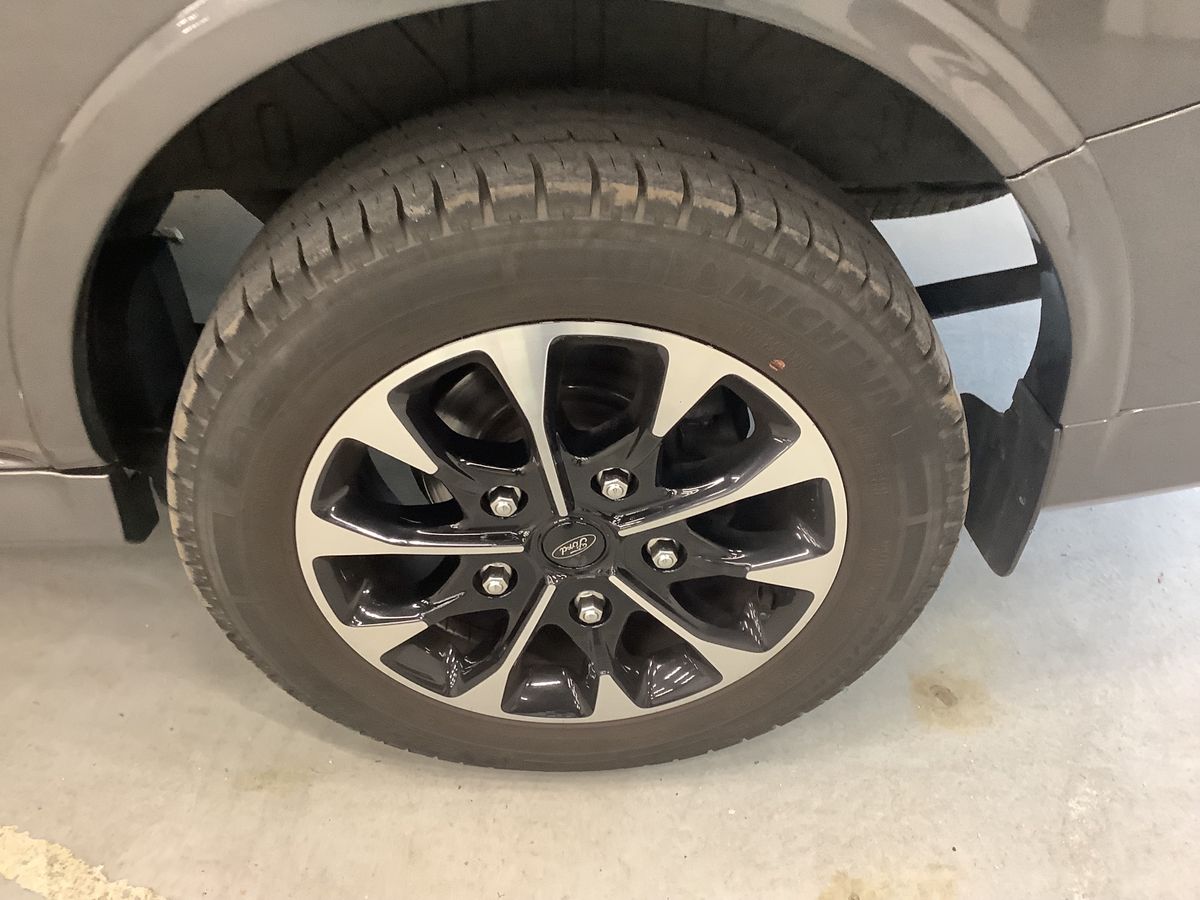 Ford Tourneo 2022 — photo 6